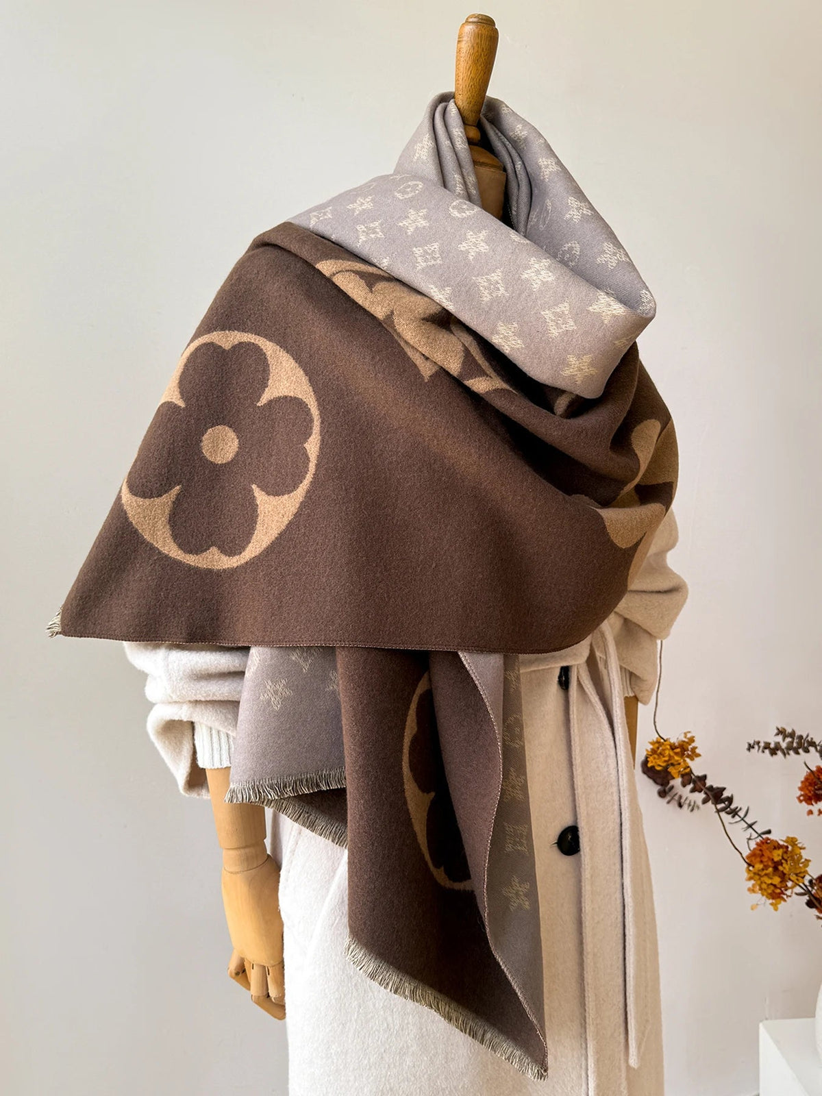 Wintersjaal met Jacquardpatroon – Zachte Grote Omslagsjaal & Omslagdoek, 175 cm, Unisex, 3 Kleuren | Hommes Koffiebruin