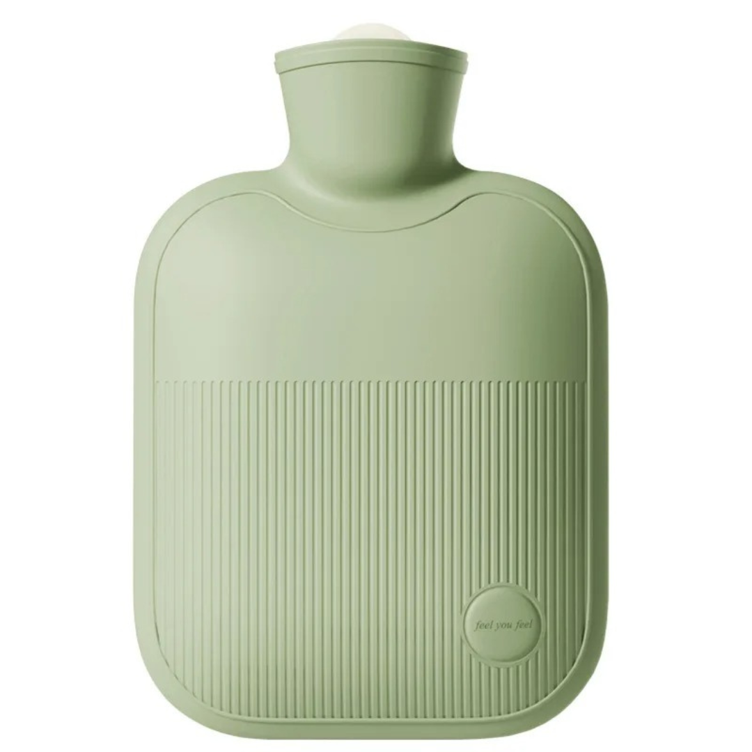 Grote Warmwaterkruik 2 Liter met Zachte Fleece Hoes – Lekvrije Sluiting, Warmte voor Voeten, Handen & Rug, 4 Kleuren