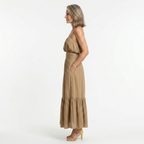 Dames crop top en lange rok set — zwierig silhouet — strand