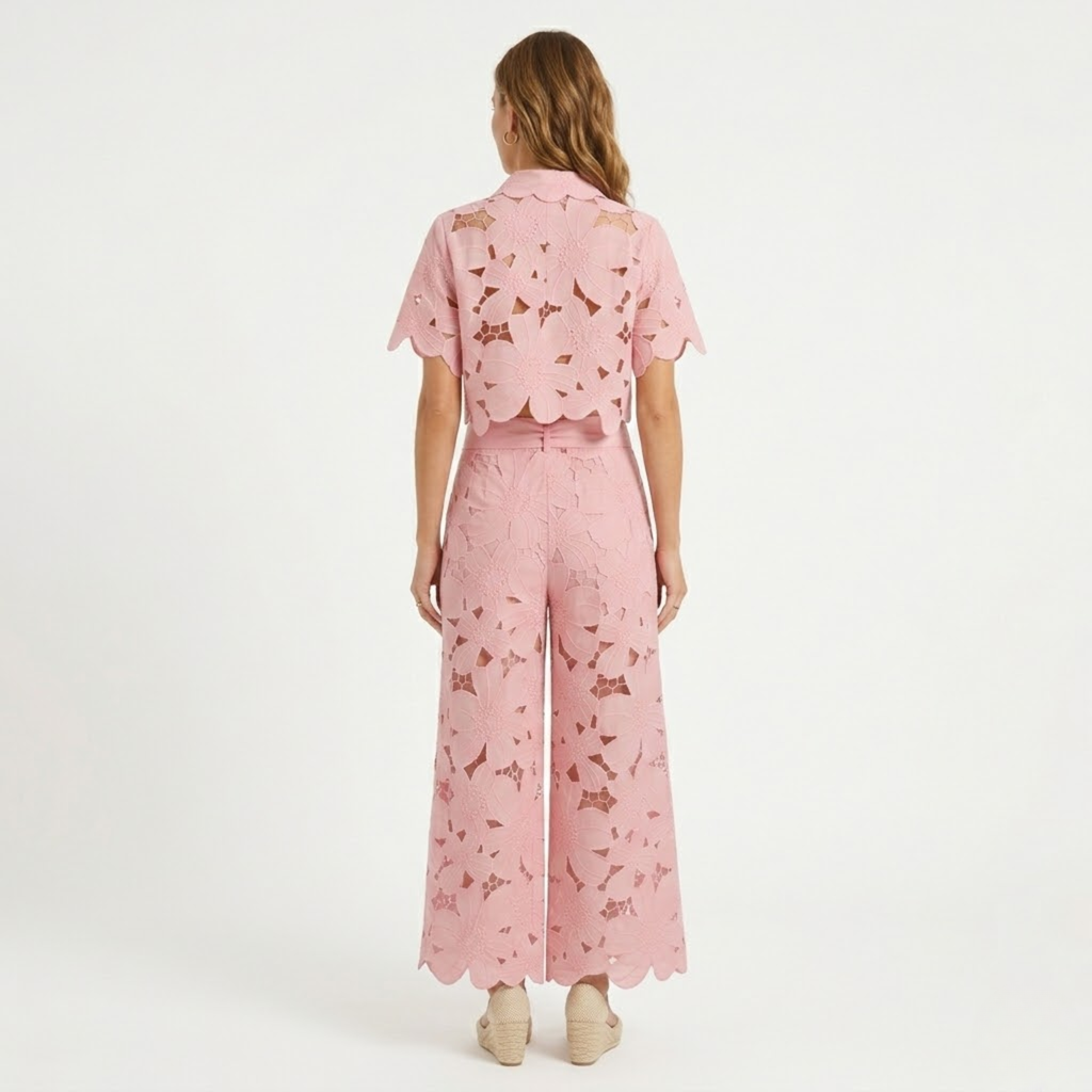 Dames tweedelige set met kanten crop top en wijde broek
