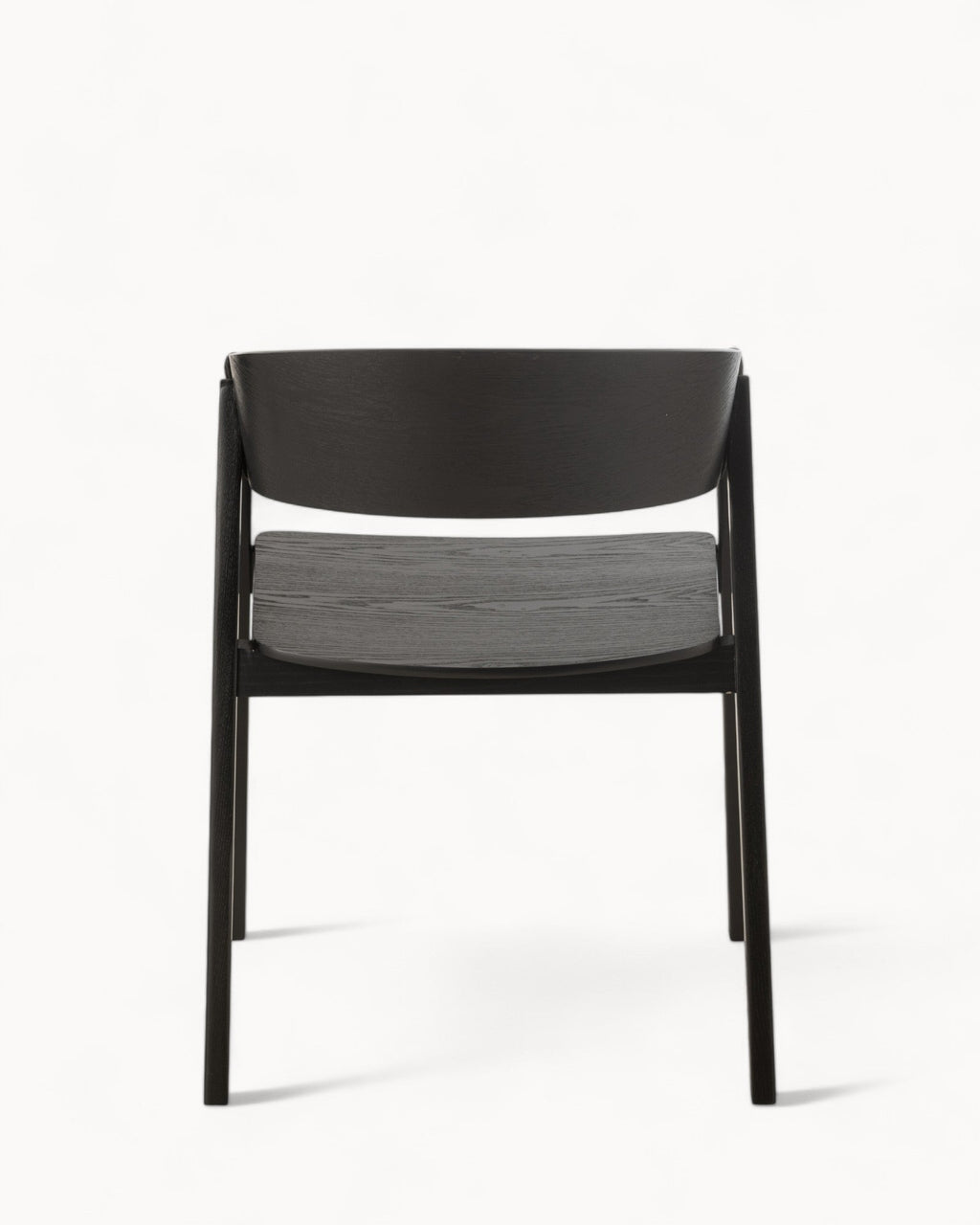 Eetkamerstoel van Essenhout met Zwart Touw – Minimalistisch en Comfortabel Ontwerp voor Moderne Interieurs 3