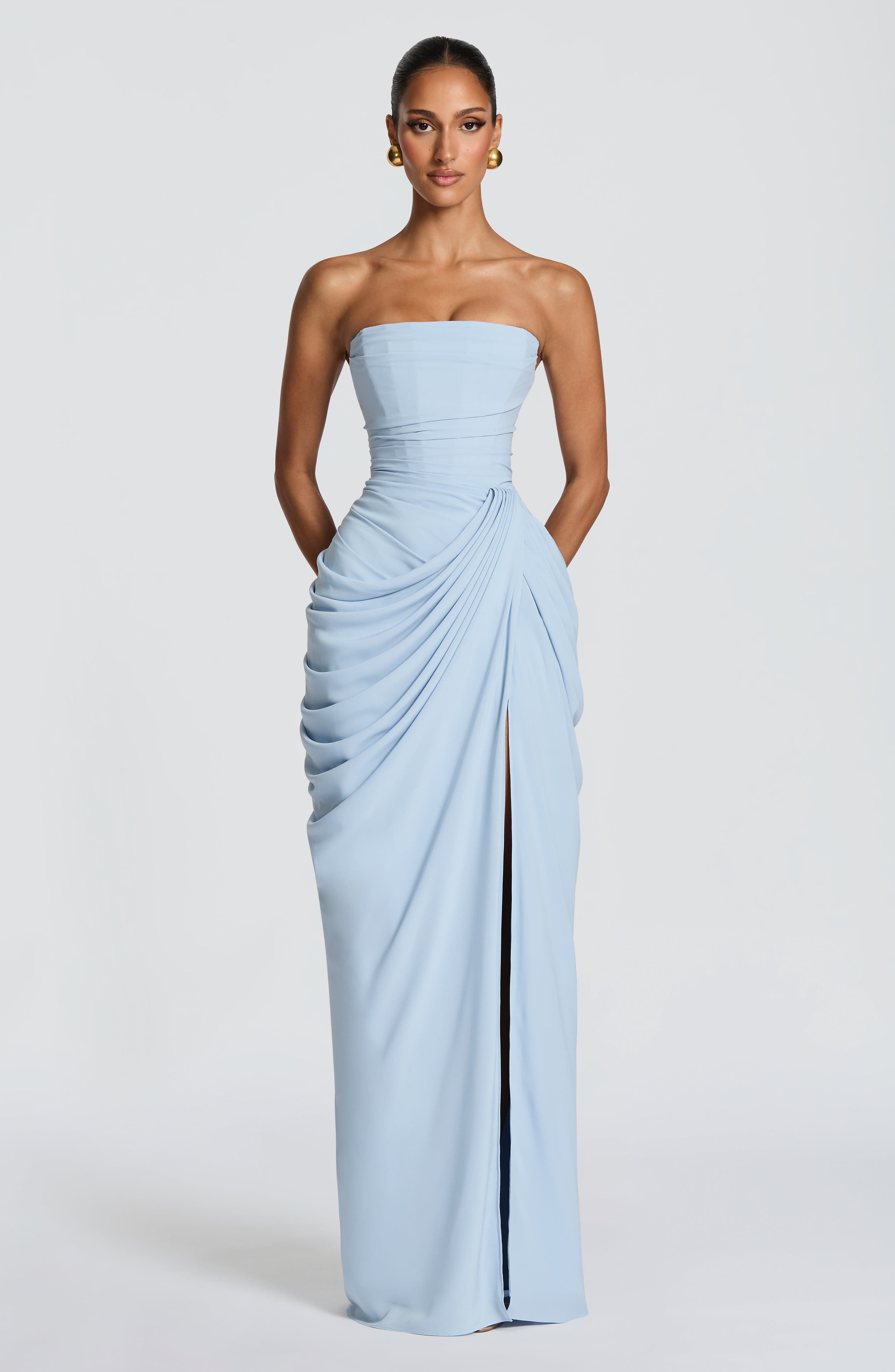 Flōre | Sculpturale Avondjurk met Corset en Drapering