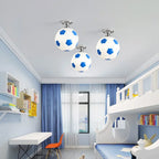 Speelse Voetbal Plafondlamp – Voetbal & Basketbal Lamp voor Jongenskamer & Kinderkamer, Dimbare LED, Glazen Bol – GoalBright