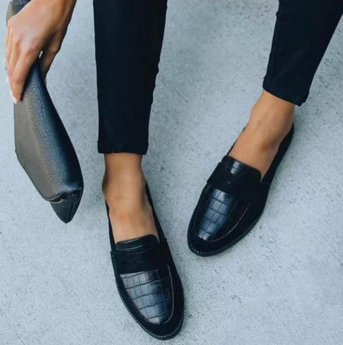 Sophie | Zwarte Loafers Dames - Chic Krokodillendetail, Comfortabel 43