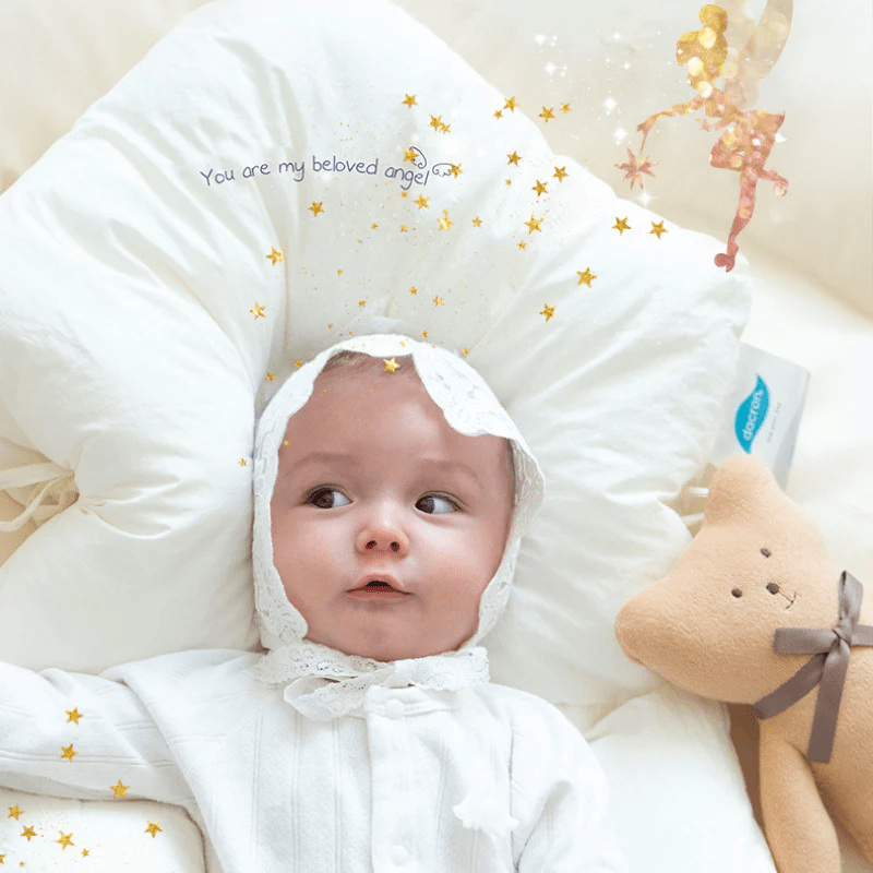 DreamNest | Hypoallergeen Baby-Slaapkussen - Ergonomisch Ademend Hoofdkussen tegen Plagiocefalie (Afplatting) met Wasbare Biologische Katoenen Hoes
