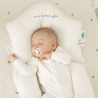DreamNest | Hypoallergeen Baby-Slaapkussen - Ergonomisch Ademend Hoofdkussen tegen Plagiocefalie (Afplatting) met Wasbare Biologische Katoenen Hoes